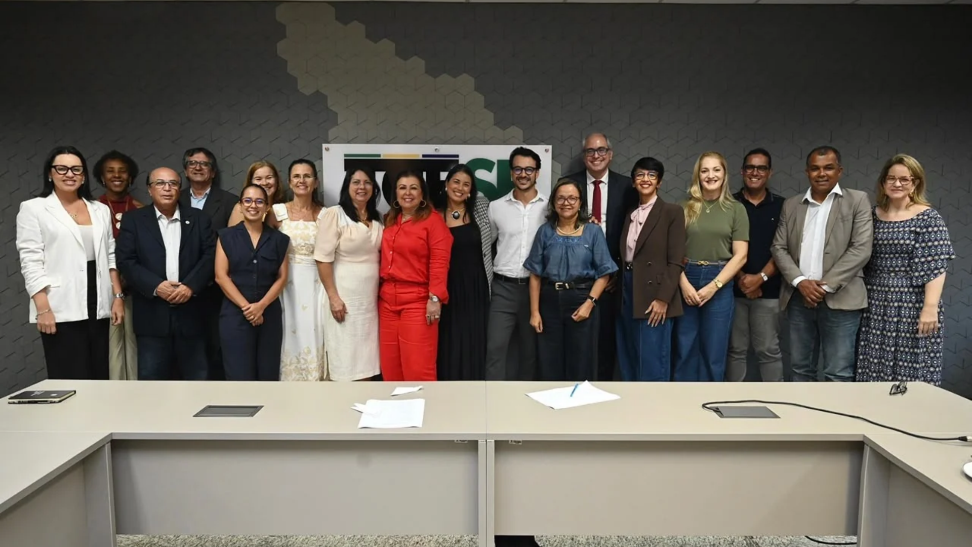CEE participa de reunião do Pacto pela Educação e discute premiação e educação especializada